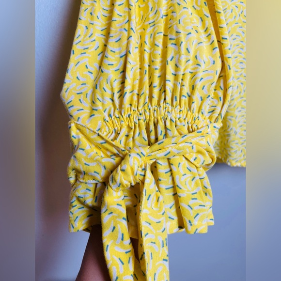 Maeve Anthropologie Blithe Yellow Patterned Shirt Button Tie Sleeve Size 10 - Picture 6 of 9